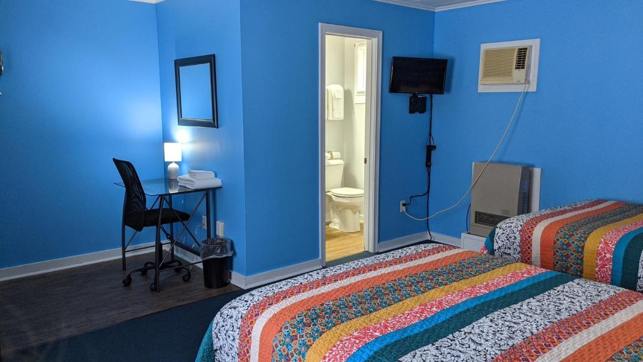 Blue Ridge Motel Schroon Lake Exterior photo
