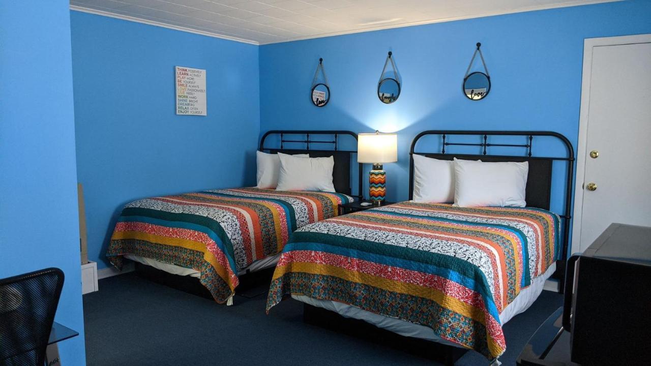 Blue Ridge Motel Schroon Lake Exterior photo